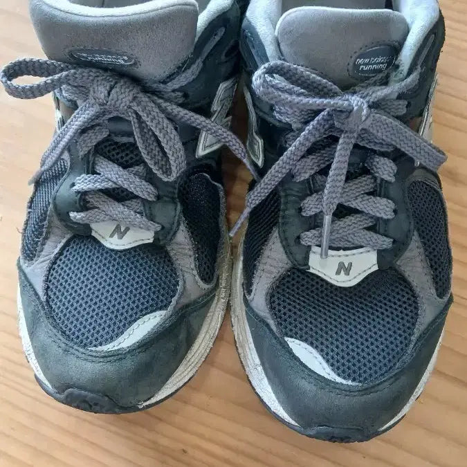 [BUNJANG] New Balance 2002R Navy Grey Sneakers Size 260 / 뉴발란스 2002R 네이비 그레이 스니커즈 260사이즈 사용감저렴