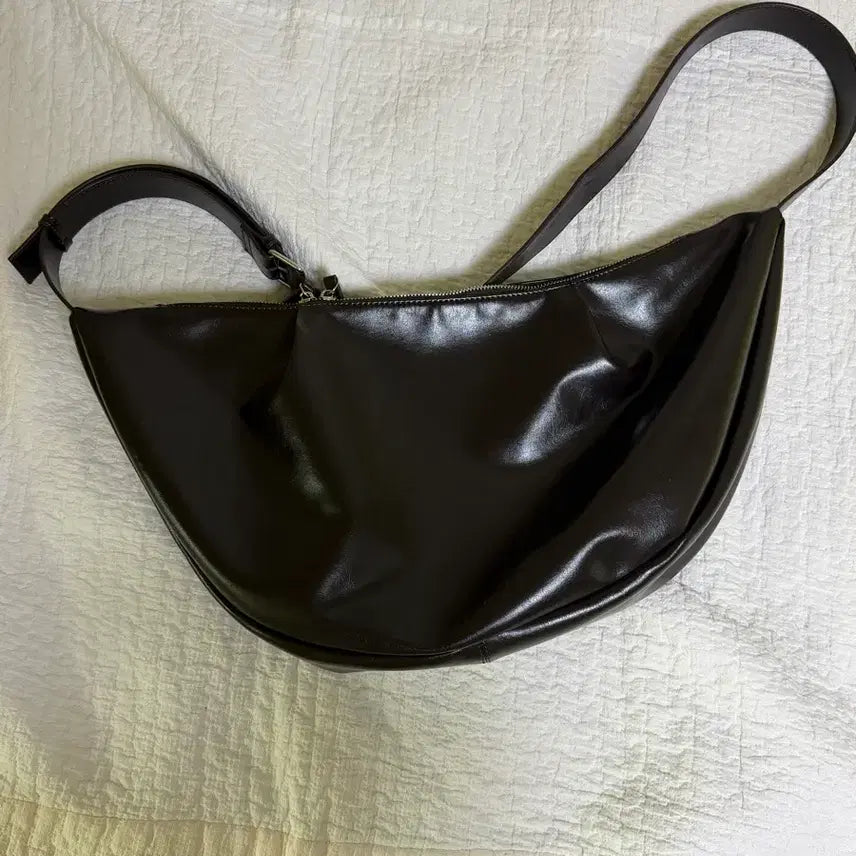 [BUNJANG] Hobo Bag Crossbody Bag - Brown / 호보백 보세 가방 브라운