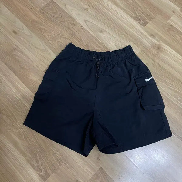[BUNJANG] Nike Black Cargo Shorts (Size S) / 나이키 블랙 카고반바지 S(65)