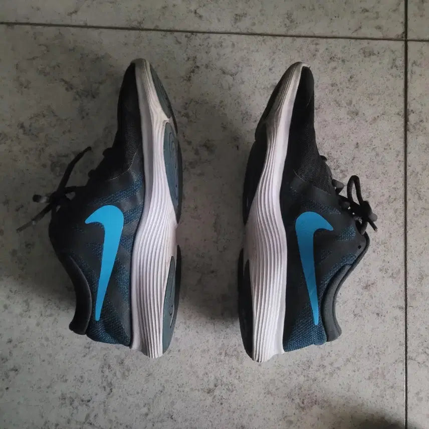 [BUNJANG] Nike Luna 250 Running Shoes / 나이키 운동화 블랙 블루 루나250