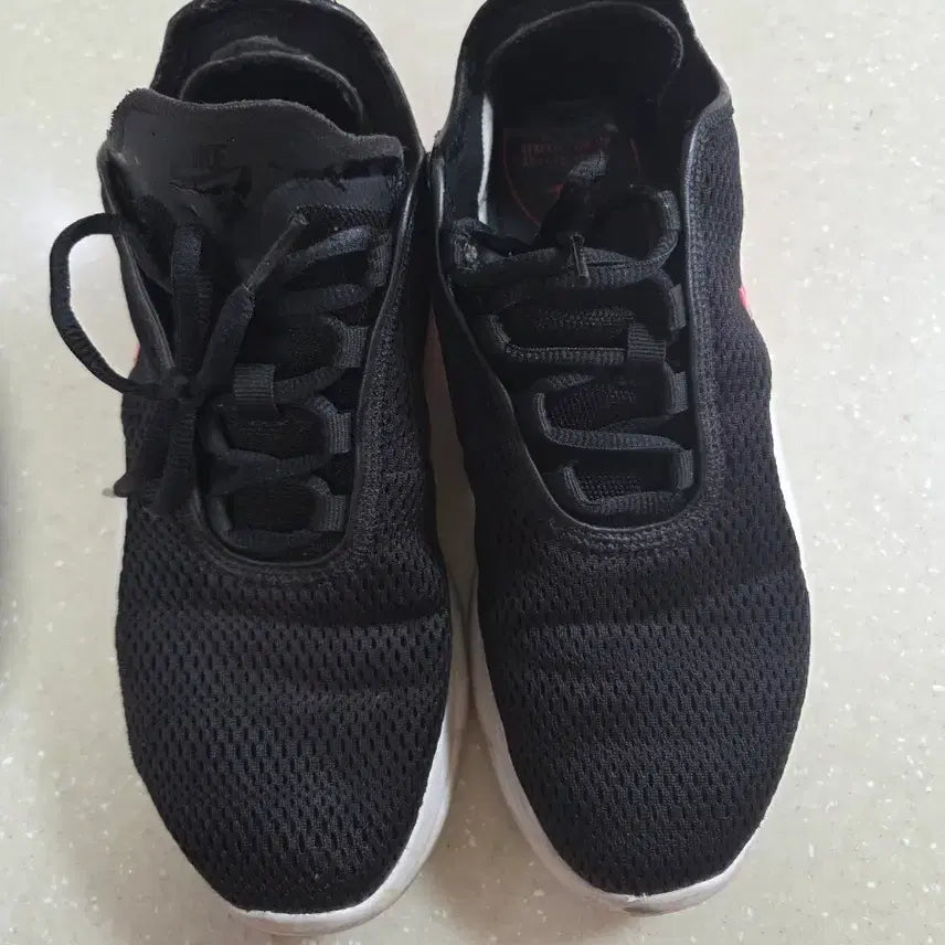[BUNJANG] Nike Air Max 270 Sneakers / 나이키 에어맥스 운동화270