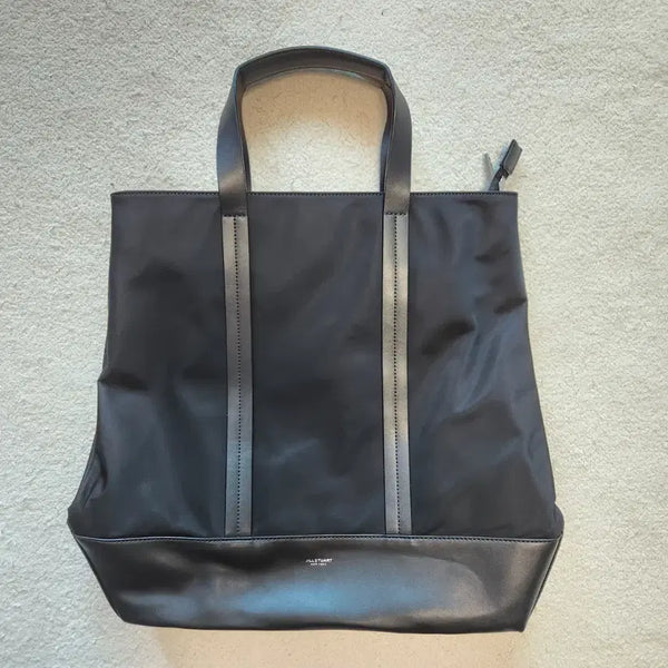 [BUNJANG] JILLSTUART NEW YORK Logan Black Tote Bag / [가격조정] 질스튜어트 뉴욕 로건 블랙 토트백