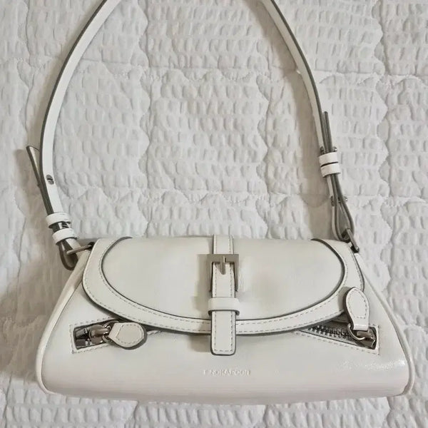 [BUNJANG] White Leather Shoulder Bag / 이거 머 비싼 가방인디