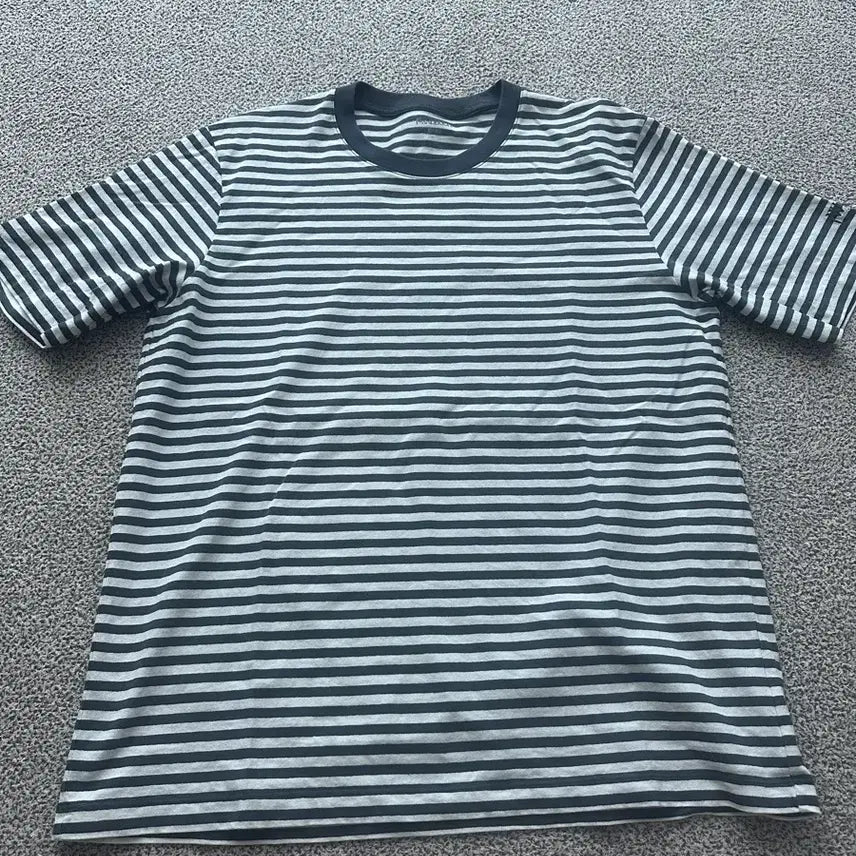 [BUNJANG] JW Anderson x Uniqlo Striped Short-Sleeve T-Shirt XL / Jw앤더슨 유니클로 반팔 스트라이프 XL