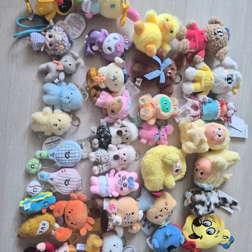 [BUNJANG] Sanrio, Wasabi Bear, Pop Mart, Chunsik, and More Character Keychains / 키링-산리오,와사비베어,팝마트,춘식이 등