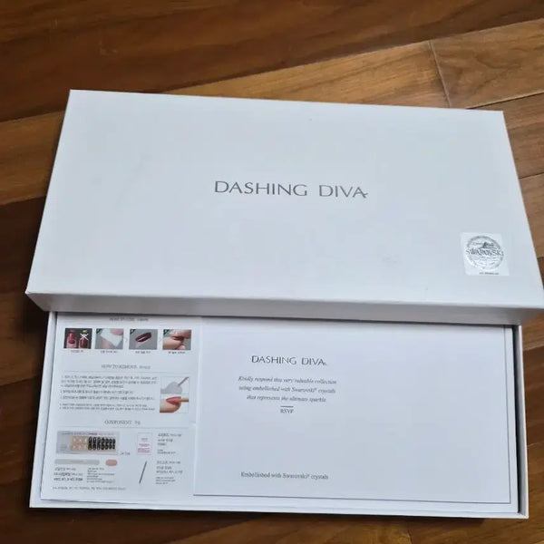 [BUNJANG] Dashing Diva Magic Press Nail Tips Set with Swarovski Crystals / 데싱디바