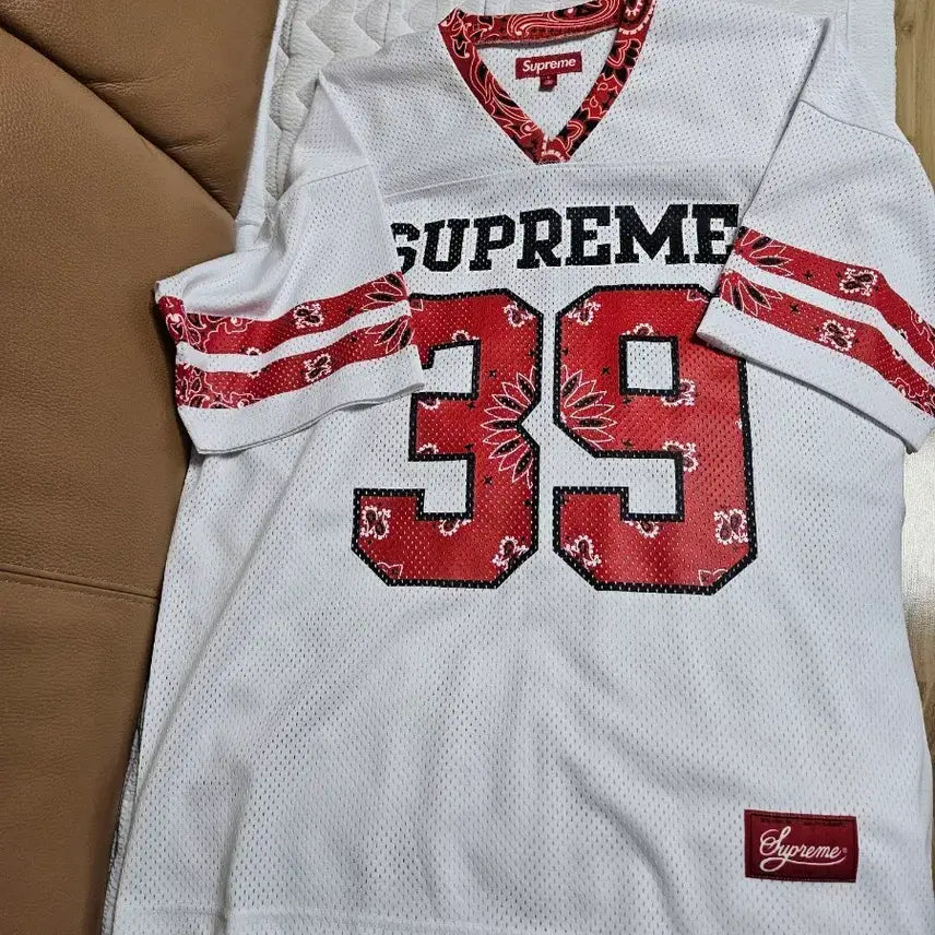 [BUNJANG] Supreme Bandana Football Short Sleeve Jersey White 25SS / 슈프림 반다나 풋볼 저지 반팔 화이트 25SS