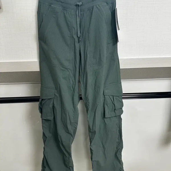 [BUNJANG] Lululemon Dance Studio Relaxed Fit Cargo Pants Asia Fit XS / 새상품)룰루레몬 댄스 스튜디오 릴랙스 핏 카고 팬츠 아시아 핏xs