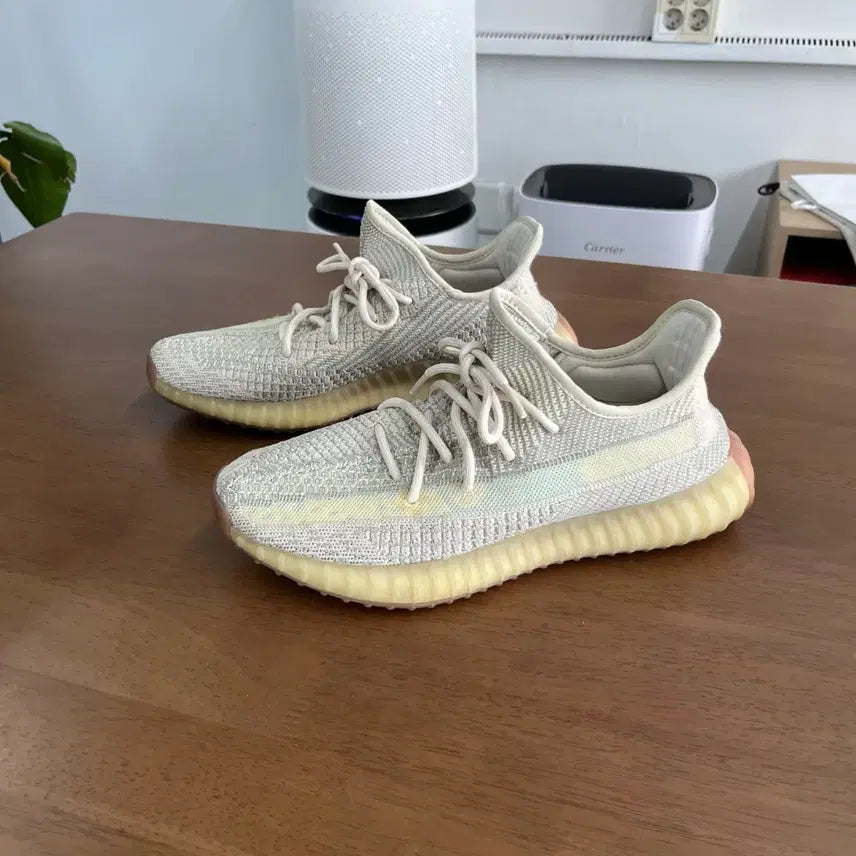 [BUNJANG] Adidas Yeezy Boost 350 V2 Citrin (US 9) / 이지부스트 350 V2 시트린 270mm