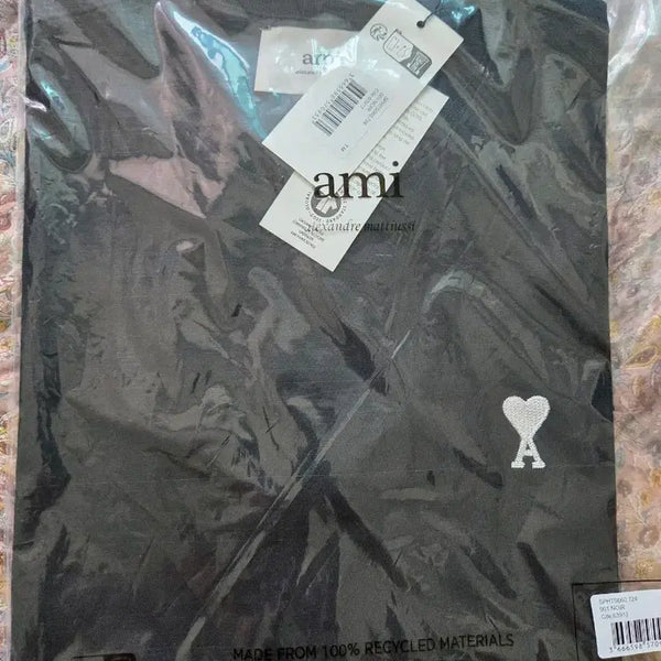 [BUNJANG] AMI Small White Logo T-Shirt Black / 아미 스몰 화이트 로고 반팔티 블랙 (폴리백 포장 새상품)