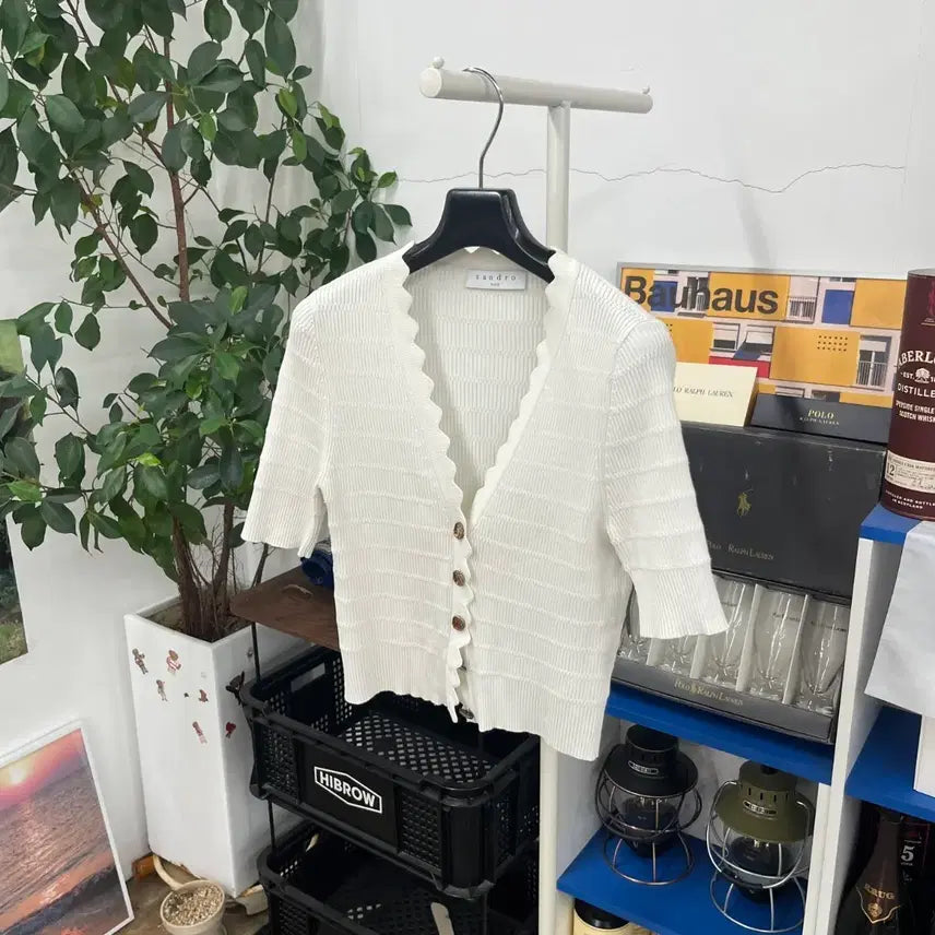 [BUNJANG] Sandro Cropped Short Sleeve Cardigan Size 2 / 산드로 크롭 반팔 가디건 2