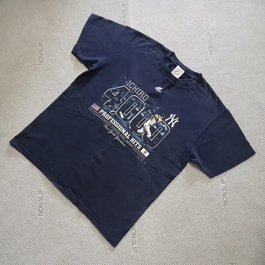 [BUNJANG] Majestic Ichiro Suzuki 4000 Hits Professional New York Yankees Short Sleeve T-Shirt / 마제스틱 이치로 4000 프로페셔널 히트 뉴욕 양키스 반팔 티셔츠