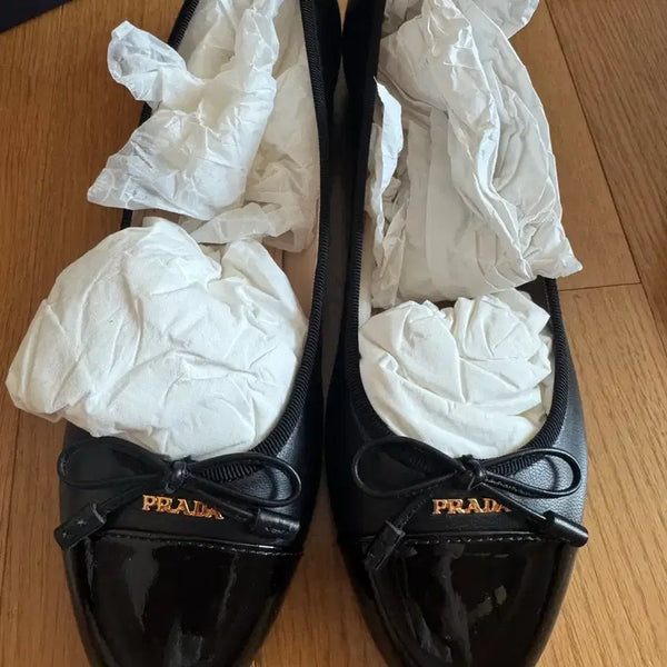 [BUNJANG] Prada Black Flat Shoes Size 37.5 / 프라다 블랙 플랫 슈즈 새상품 37.5