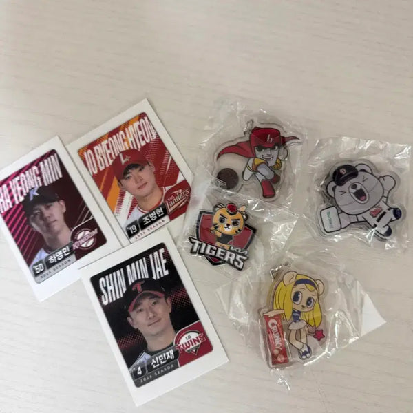 [BUNJANG] Lotte Confectionery KBO Collaboration Collectibles / 롯데제과 kbo 콜라보