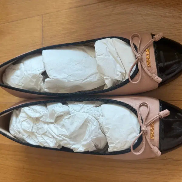 [BUNJANG] Prada Flat Shoes Pink/Black 37.5 New / 프라다 플랫 핑크블랙 37.5 새상품