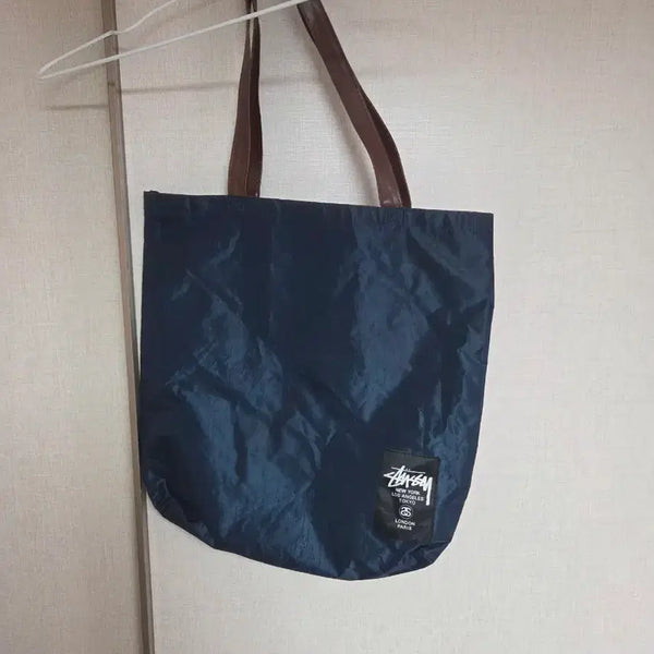[BUNJANG] Stussy Nylon Crossbody Bag / 스투시 나이론 크로스백