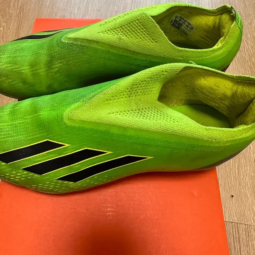 [BUNJANG] Adidas Soccer Cleats Size 235 / 아디다스 축구화 235