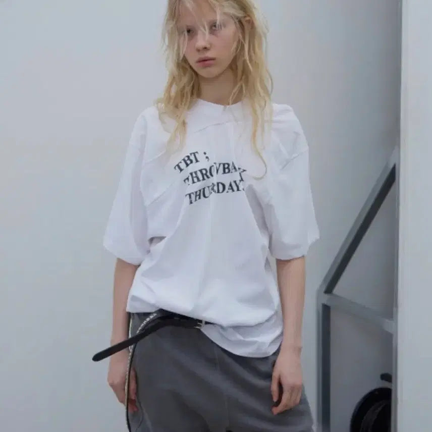 [BUNJANG] LCDC DRAPED LETTERING PRINT T-SHIRT (WHITE) / [LCDC] 엘씨디씨 티엠 DRAPED LETTERING 프린트 티셔츠