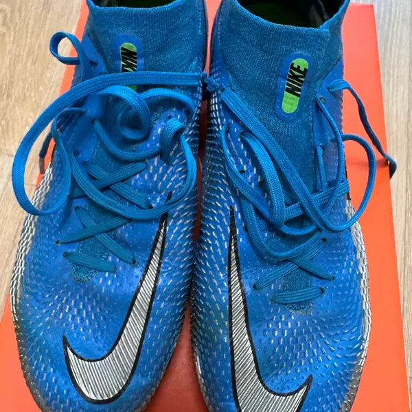 [BUNJANG] Nike Phantom Soccer Cleats (245mm) / 나이키 팬텀 축구화 245