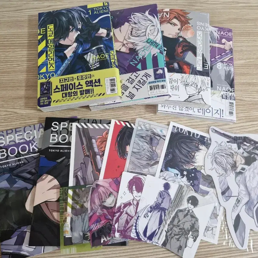 [BUNJANG] Doelly Books Volumes 1, 2, 5, 8 + Extras Bundle Set / 도엘리 1,2,5,8권 + 특전