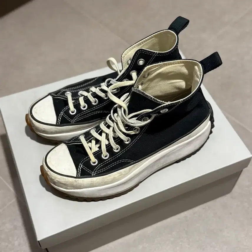 [BUNJANG] Converse Run Star Hike Black High Top Sneakers (Size 265) / 컨버스 런스타 하이크 블랙 하이 (265 사이즈)