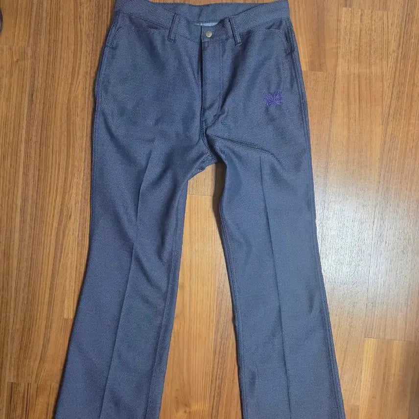 [BUNJANG] Needles Butterfly Embroidery Bootcut Slacks Blue / 니들스 나비 자수 부츠컷 슬랙스 블루