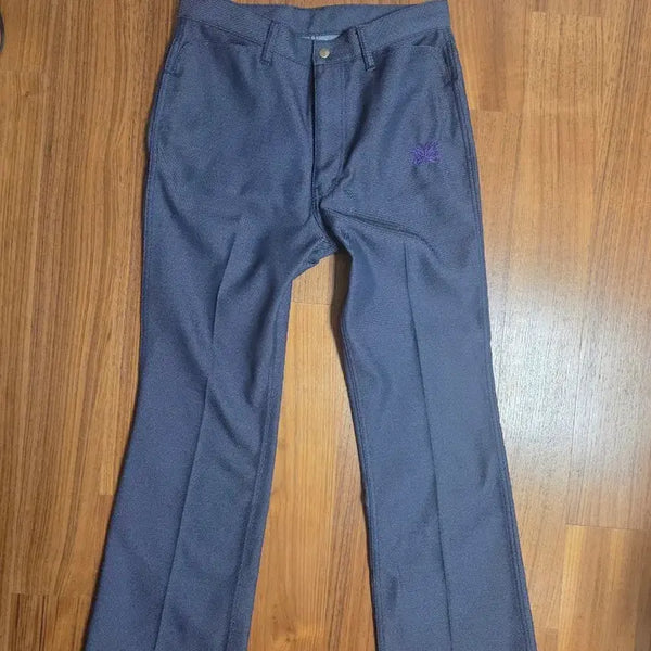 [BUNJANG] Needles Butterfly Embroidery Bootcut Slacks Blue / 니들스 나비 자수 부츠컷 슬랙스 블루