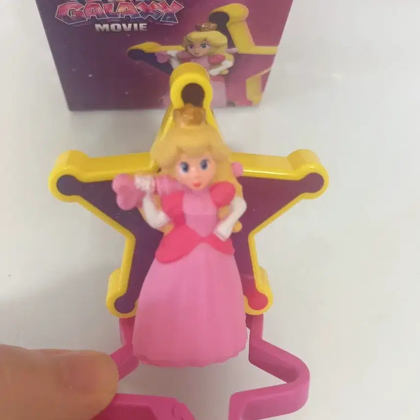 [BUNJANG] McDonald's Happy Meal Princess Peach Figure / 맥도날드 해피밀 피치공주 피규어