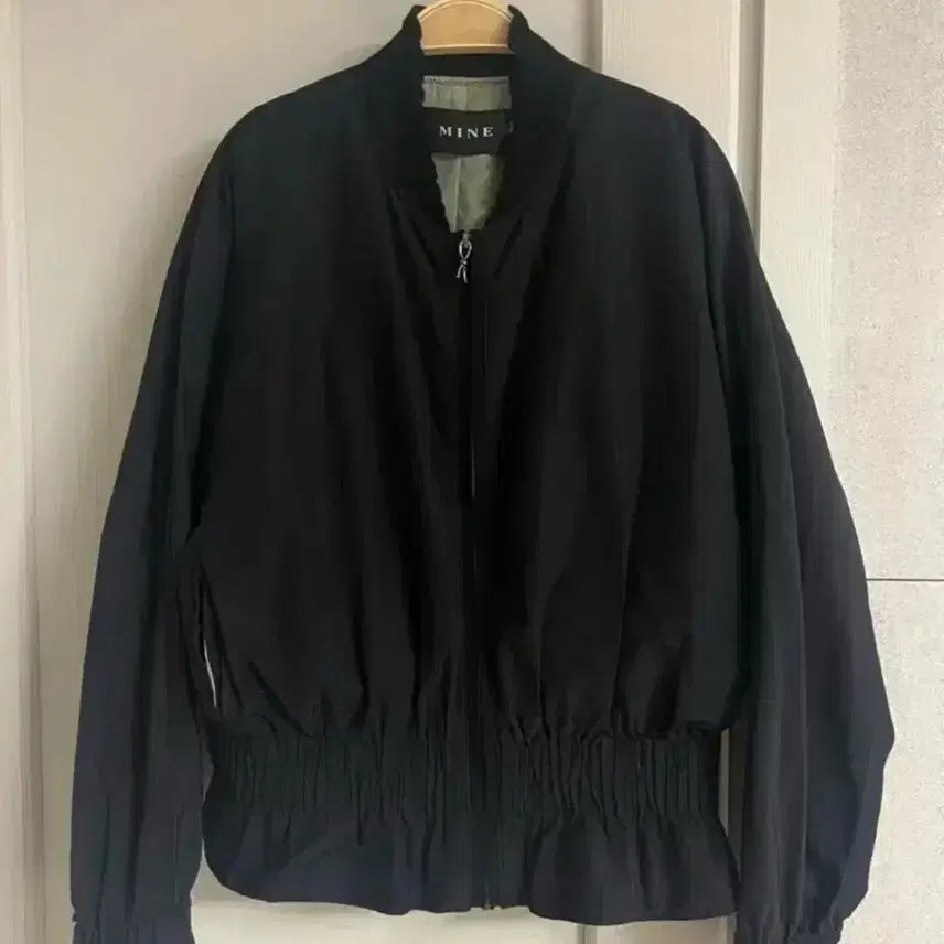 [BUNJANG] MINE Shirring Blouson Bomber Cropped Jumper / 한섬 마인MINE셔링 블루종 프릴봄버 크롭점퍼 블랙바람막이 타임랑방시스템