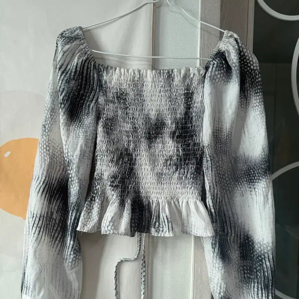 [BUNJANG] Shirring Crop Blouse / 에이블리 교신 가능 셔링 크롭 블라우스
