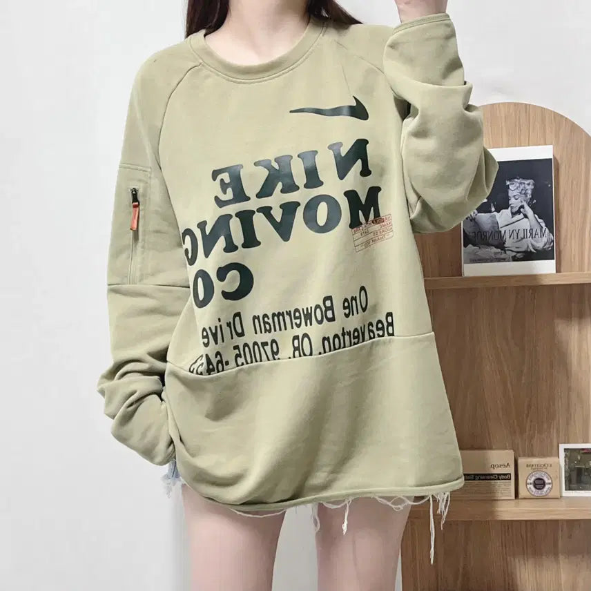 [BUNJANG] Nike Moving Co. Graphic Sweatshirt Beige XXL / 나이키 베이지 NIKE MOVING CO. 그래픽 맨투맨 [ X