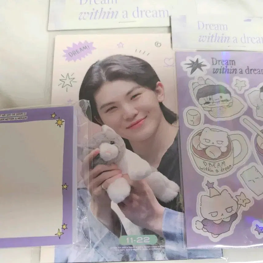 [BUNJANG] SEVENTEEN Woozi 2023 Season's Greetings Merchandise Memo Pad, Stickers, Postcard Set / 세븐틴 우지 시그 굿즈 메모지 스티커 엽서