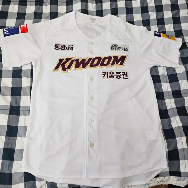 [BUNJANG] Kiwoom Heroes 2023 Home Premium Uniform Kim Dong-hyun Marked (Size 100/L) / 키움 히어로즈 2023 홈 고급형 유니폼 김동현 마킹 (100 L)
