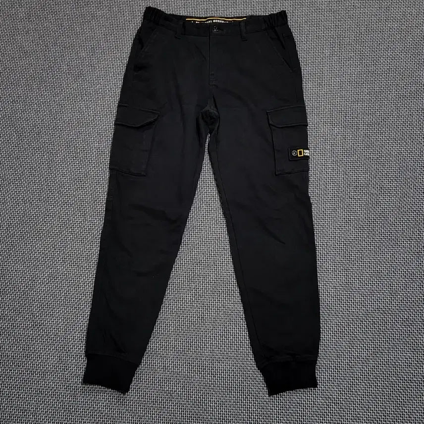 [BUNJANG] National Geographic Crow Cargo Jogger Pants / 내셔널지오그래픽 크로우 카고 조거 팬츠 (70)