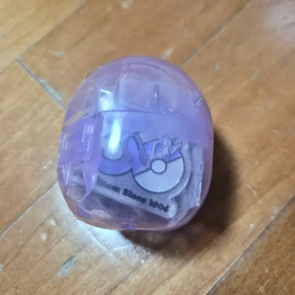 [BUNJANG] Pokemon 30th Anniversary Gachapon Metal Charm Keychain - Mewtwo (Sealed) / [미개봉] 포켓몬 30주년 가챠 메탈참 키링 - 뮤츠