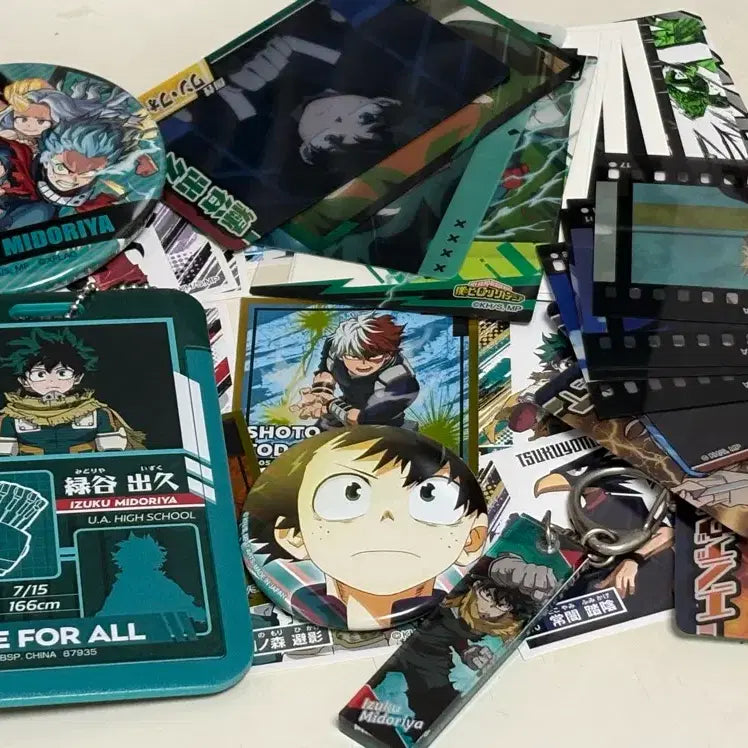 [BUNJANG] My Hero Academia Izuku Midoriya Merchandise Bundle / (가격제안가능)히로아카 나히아 카드류/지류/캔뱃지 등등 일괄판매 미도리야