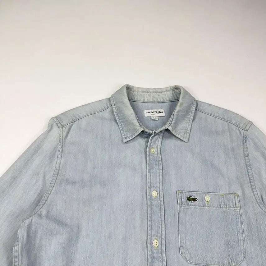[BUNJANG] Lacoste Crocodile Regular Fit Light Wash Denim Shirt (L) / 라코스테 크록 레귤러핏 연청 워싱 데님셔츠 (L)