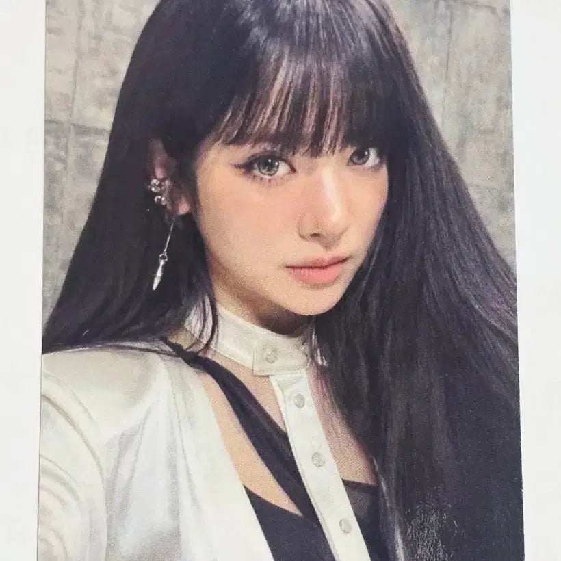 [BUNJANG] MEOVV Anna Gongbang Photocard / 미야오 MEOVV 띠로리 안나 공방카 ANNA  SALE 세일
