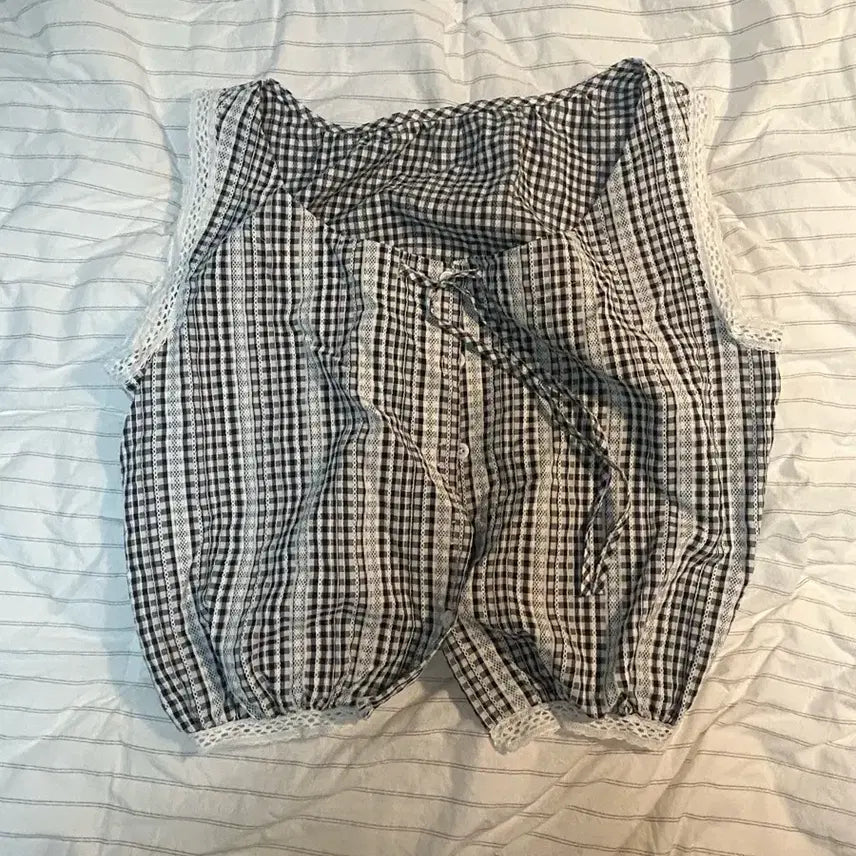 [BUNJANG] Checkered Sleeveless Blouse / 체크무늬 블라우스