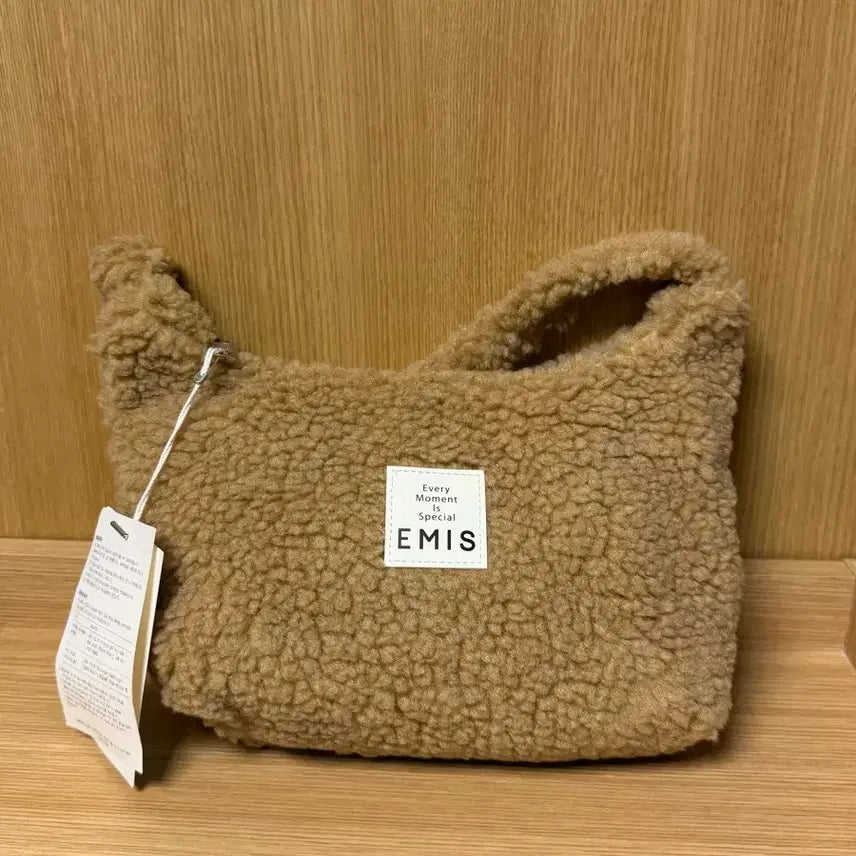 [BUNJANG] EMIS Boucle Teddy Fleece Hobo Bag Beige / (새상품)EMIS 부클 뽀글이 호보백 베이지