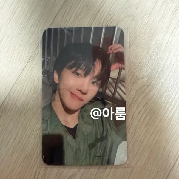 [BUNJANG] BOYNEXTDOOR Woonhak Myy Youth Film Photocard / 보이넥스트도어 보넥도 운학 마이아티필름 부관불 포카 팔아요