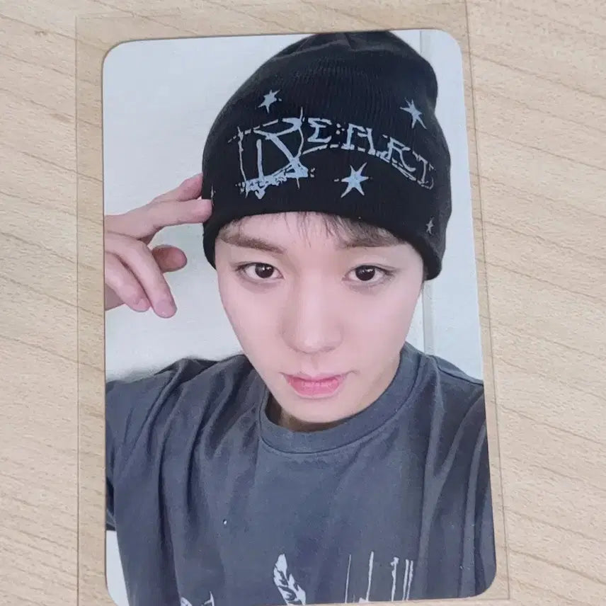 [BUNJANG] Park Jihoon Beanie Photocard / 비니 박지훈 포카