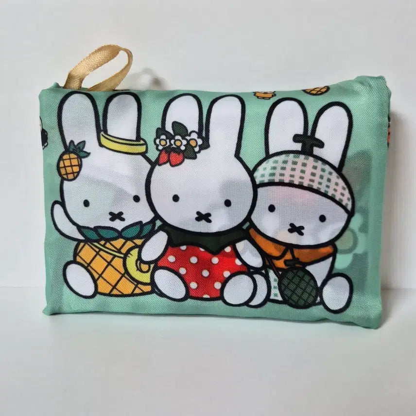 [BUNJANG] Miffy Folding Shopping Bag with Heart Carabiner / +하트카라비너)미피 접이식 장바구니