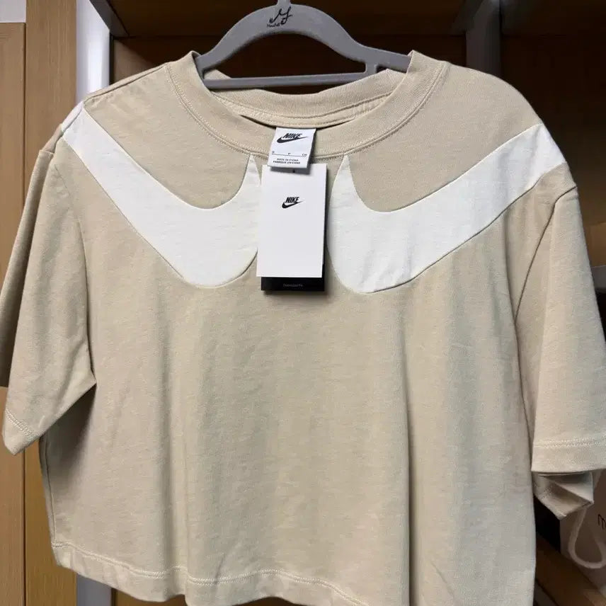 [BUNJANG] Nike Double Swoosh Crop Top (S) / (새상품)나이키 더블 스우시 크롭티 S