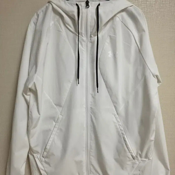 [BUNJANG] Under Armour White Windbreaker Jacket L / 언더아머 바람막이 화이트 L