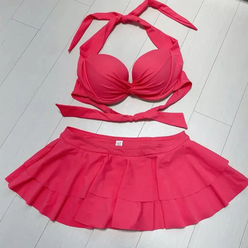 [BUNJANG] Pink Halter Bikini Set / 새제품) 핑크 홀터 비키니