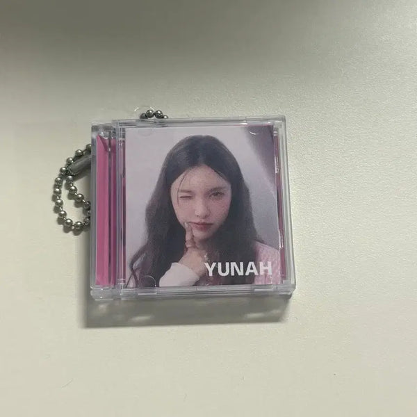 [BUNJANG] ILLIT Yoona CD Gacha Bandai Capsule Toy Goods MD / 아일릿 윤아 CD 가챠 반다이 캡슐토이 굿즈 엠디