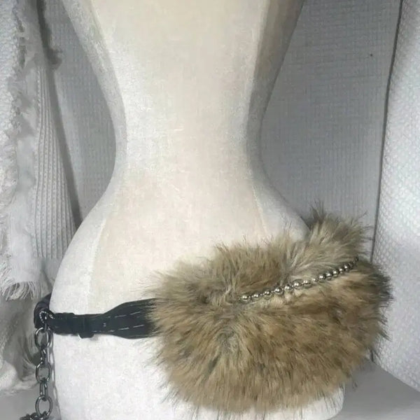 [BUNJANG] Plush Rabbit Fur & Sexy Hot Girl Belt Accessory / 갸루 걸 느낌의 푹신푹신한 토끼 털+섹시한 핫걸 벨트 액세서리