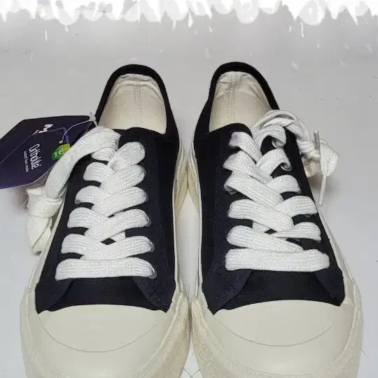 [BUNJANG] Black & White Sneakers / 스니커즈. 265