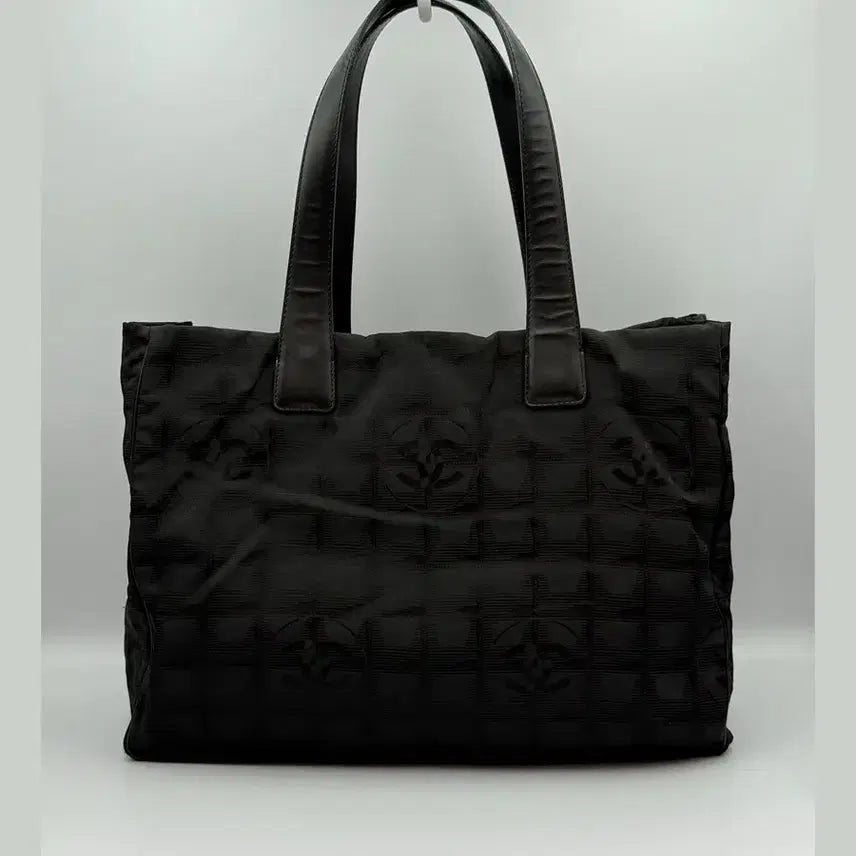 [BUNJANG] Chanel New Travel Line CC Logo Shoulder Tote Bag / [A급/정품보증서] 샤넬 CHANEL 뉴트래블라인 CC로고 숄더백 토트백